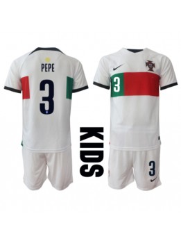Otroški Nogometna dresi replika Portugalska Pepe #3 Gostujoči SP 2022 Kratek rokav (+ hlače)